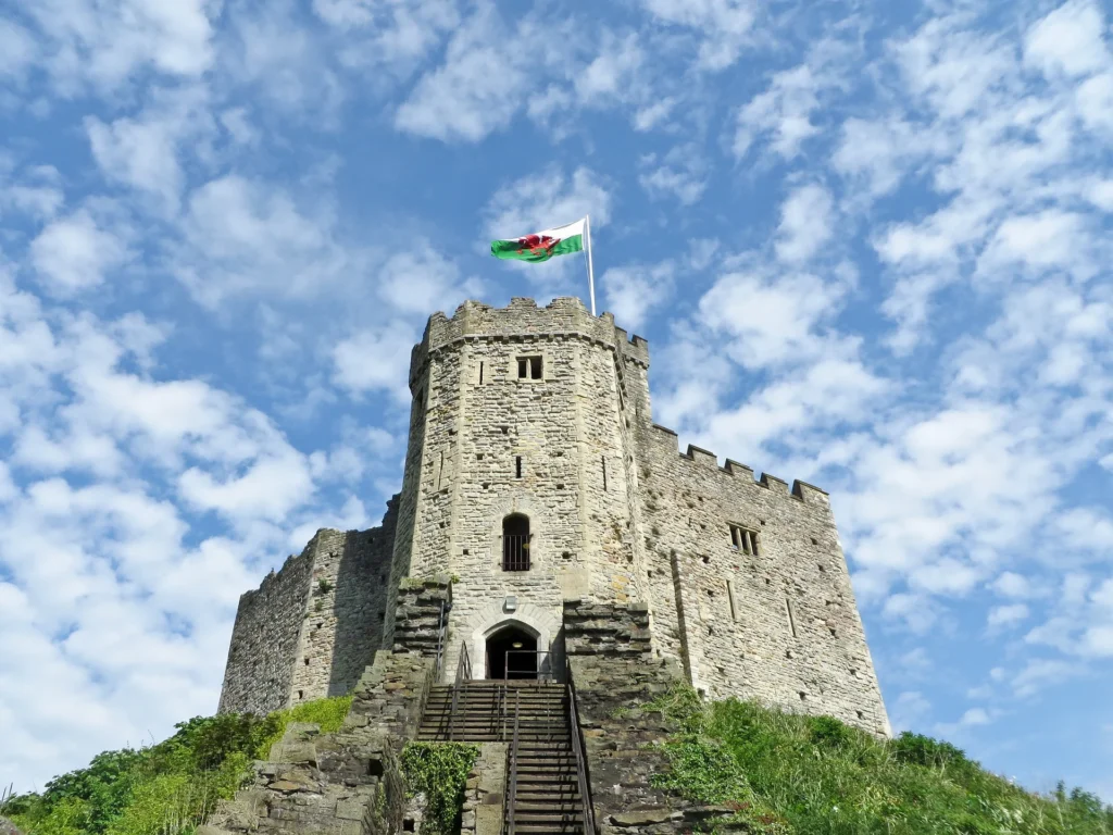 Lucrative Side Hustles UK in Cardiff
